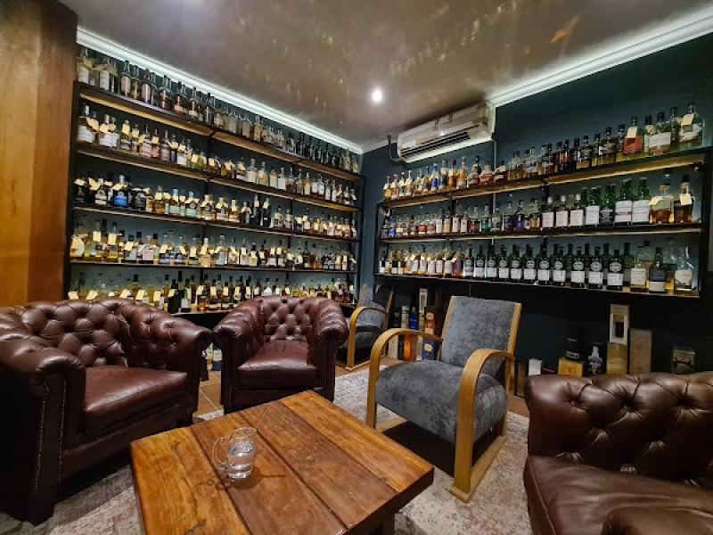 Whisky Library