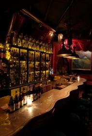 Black Cabin Bar Bangkok