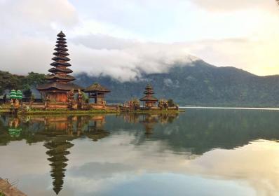 Bali, Indonesien: Yoga på Bali 