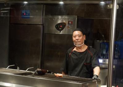 Berlin, Tyskland: Hyllad vietnamesisk restaurang öppnar nytt