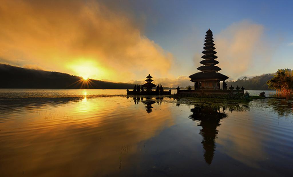 Bali, Indonesien: Bali: inte bara för backpackers