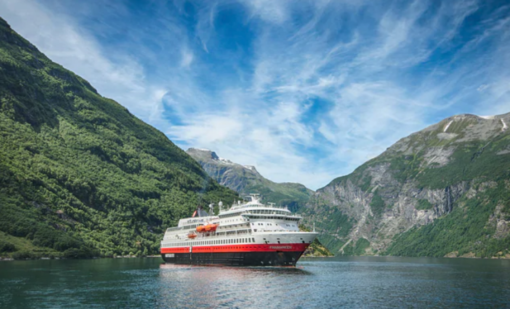 Norge: Hurtigruten blir mer klimatsmart och får tre nya hemliga destinationer